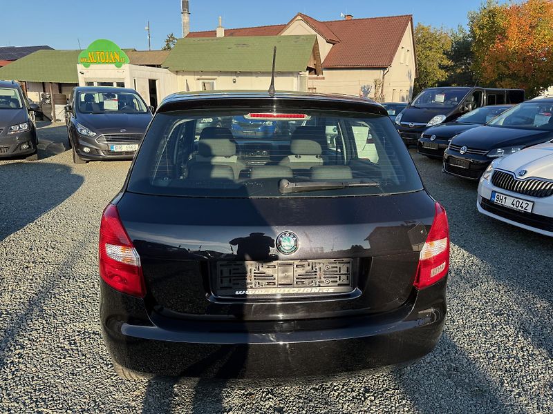 Škoda Fabia 1.2i KLIMA - fotka 5 z 13