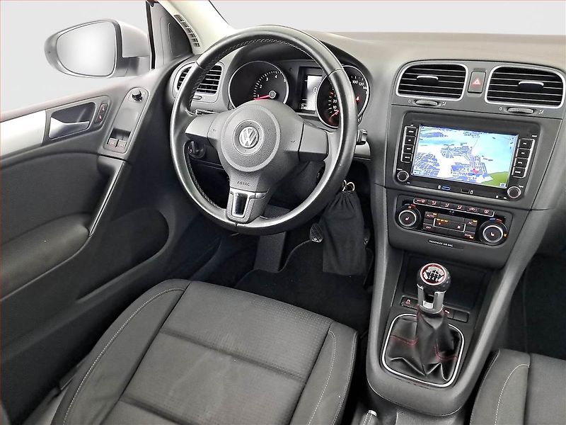 Volkswagen Golf (2010) 1.2 TSI, Navi, Tempomat - fotka 7 z 16