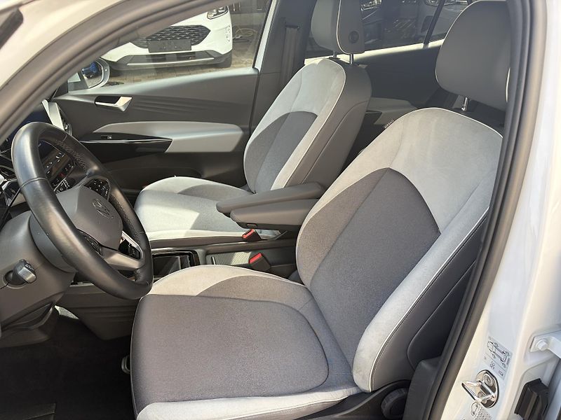 Volkswagen ID.3 (2020) 1st. 150kw, 62kwh, SOH 88% - fotka 6 z 7