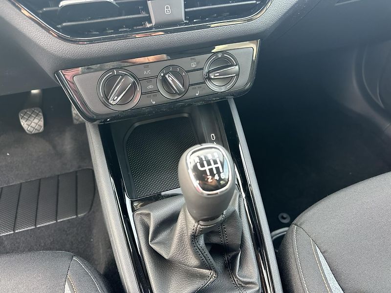 Škoda Kamiq (2026) 130 let 1.5 TSI 110kW 6°MP - fotka 12 z 13