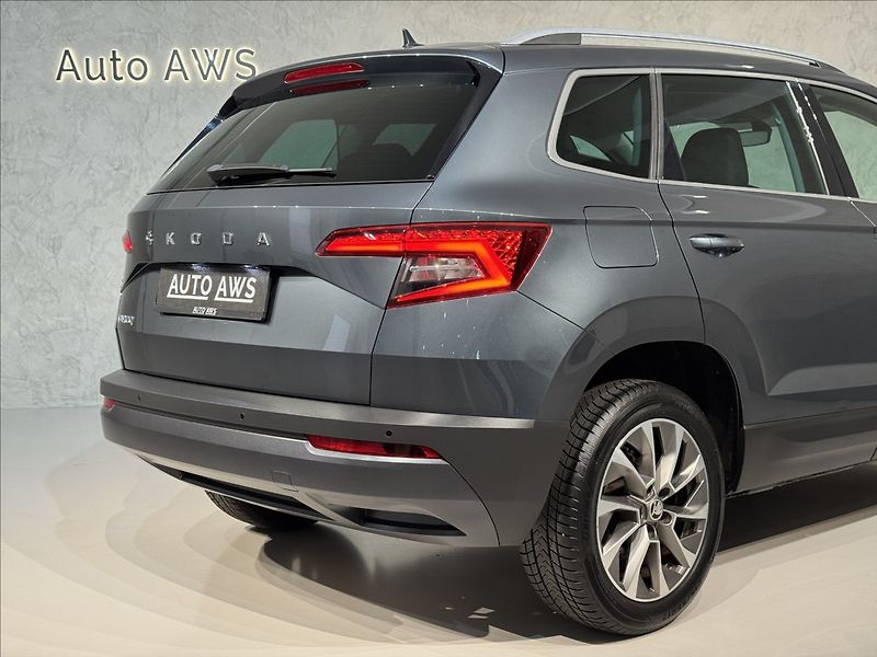 Škoda Karoq 1,5 TSi  DSG Clever Virtual LE - fotka 10 z 45