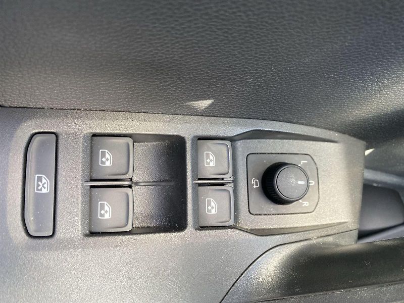 Seat Arona (2024) 1.0 TSI DSG Style - fotka 15 z 30