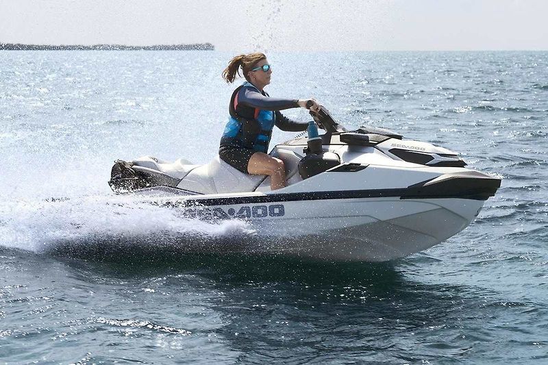 Sea Doo (2025) GTX LTD 3-up 325hp iDF Audio p - fotka 5 z 6