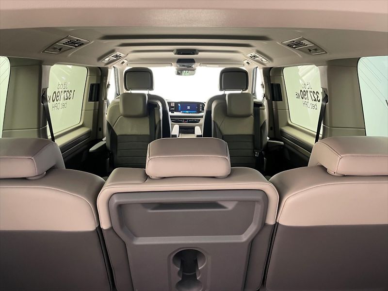 Volkswagen Multivan Long Life 1,5 TSI PHEV 4MOT - fotka 12 z 30