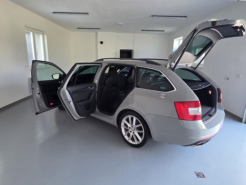 Škoda Octavia (2014) ŠKODA OCTAVIA VRS - fotka 23 z 42