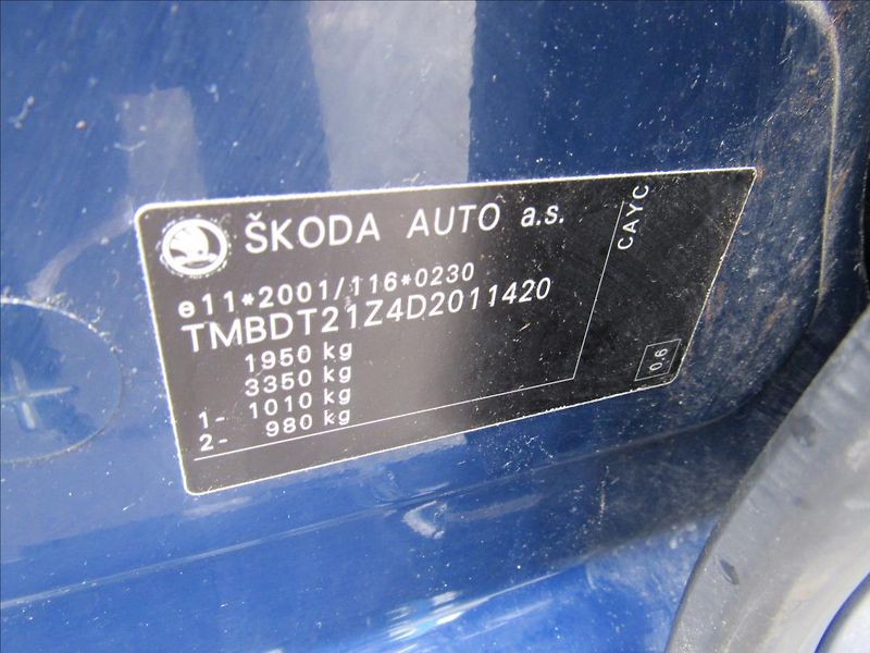 Škoda Octavia 1,6 TDi 77kW Sedan - fotka 24 z 30