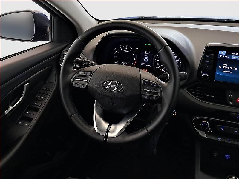 Hyundai i30 (2024) Comfort 1.0 T-GDI, ČR,1.maj - fotka 15 z 18