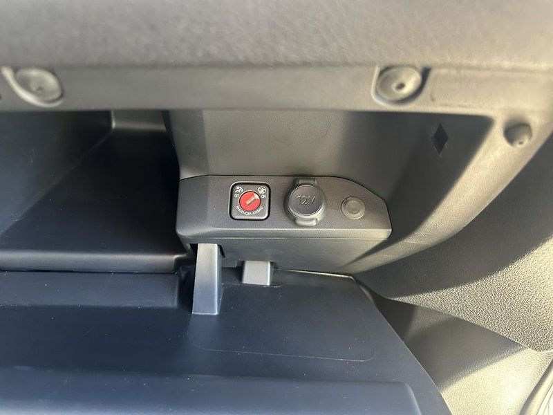 Toyota ProAce 2.0 TDi 130kW serviska - fotka 27 z 28