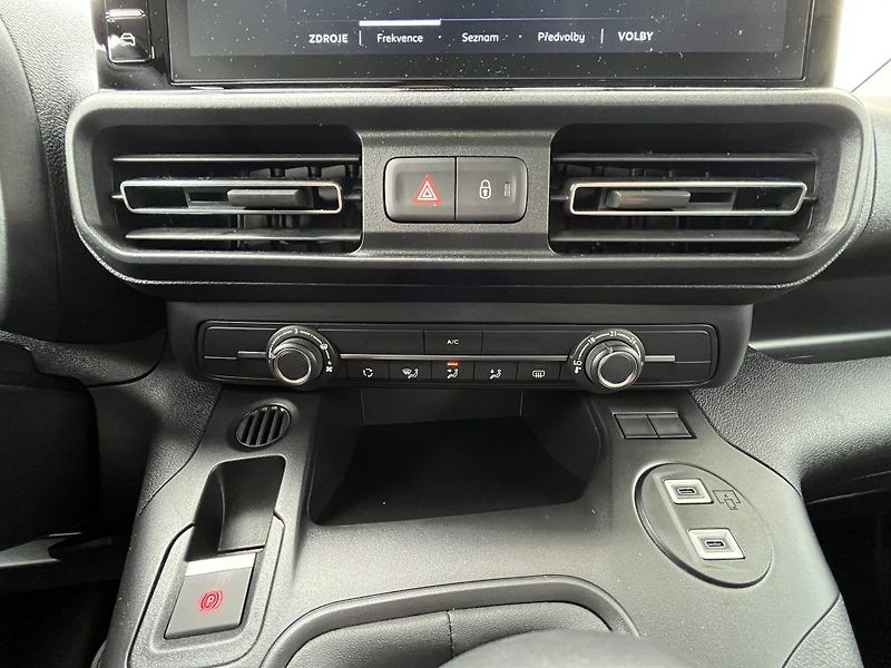 Toyota ProAce City Verso 1.5 D 100 MT Business - fotka 17 z 27