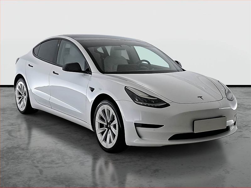 Tesla Model 3 (2019) Long Range 4WD 78kWh, SoH 84% - fotka 1 z 22