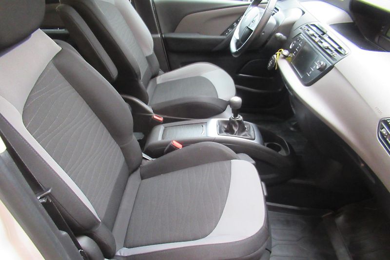 Citroën C4 Picasso 1.6 HDi AUT. KLIMA 7 MÍST - fotka 15 z 22