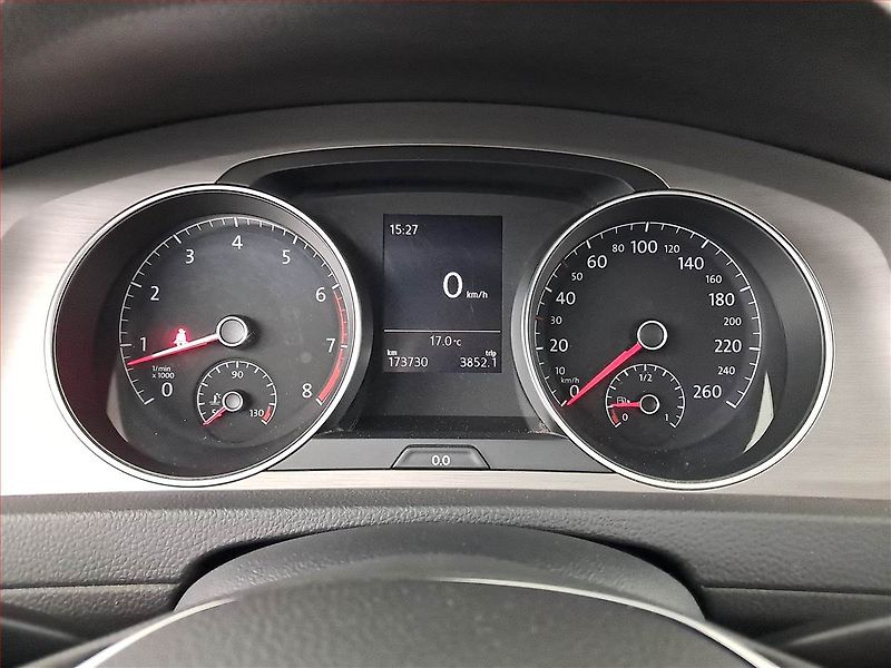 Volkswagen Golf (2016) Comfortline 1.2 TSI, Tempomat - fotka 11 z 15