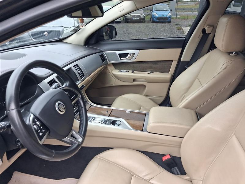 Jaguar XF 2,2 147 kw, nové rozvody - fotka 11 z 13
