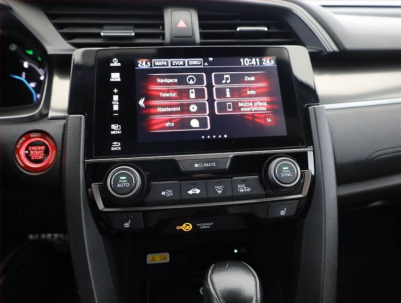 Honda Civic (2020) 1.0 VTEC Turbo, Automat - fotka 10 z 19