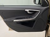 Volvo V60 D5 MOMENTUM REZERVACE - náhled 7