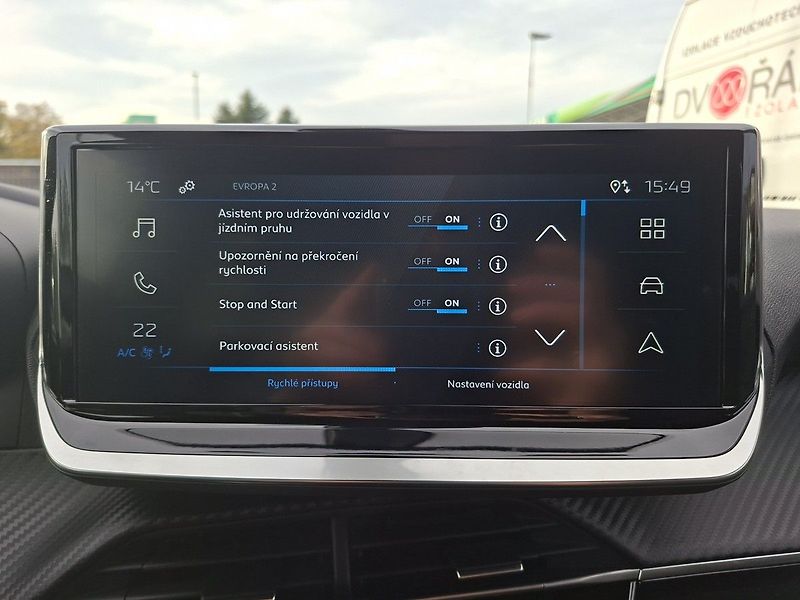 Peugeot 2008 STYLE Hybrid 136 e-DCS6 - fotka 20 z 24