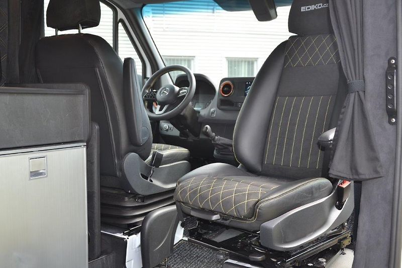 Mercedes-Benz 317 CDi   Camper , vestavba - fotka 12 z 49