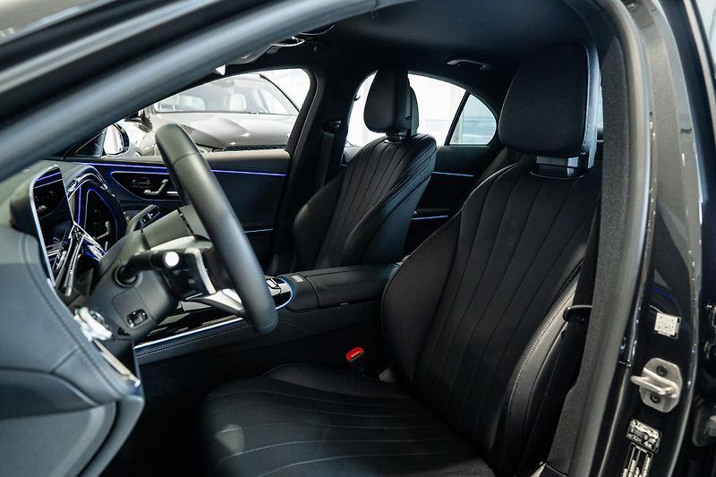 Mercedes-Benz Třídy E (2024) E 450 d 4M/AMGPREMIUM/360/ESP - fotka 9 z 19