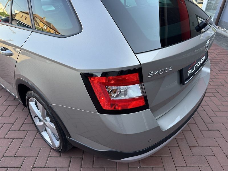 Škoda Fabia (2016) 1.2TSi Scout Digi Klima - fotka 39 z 44
