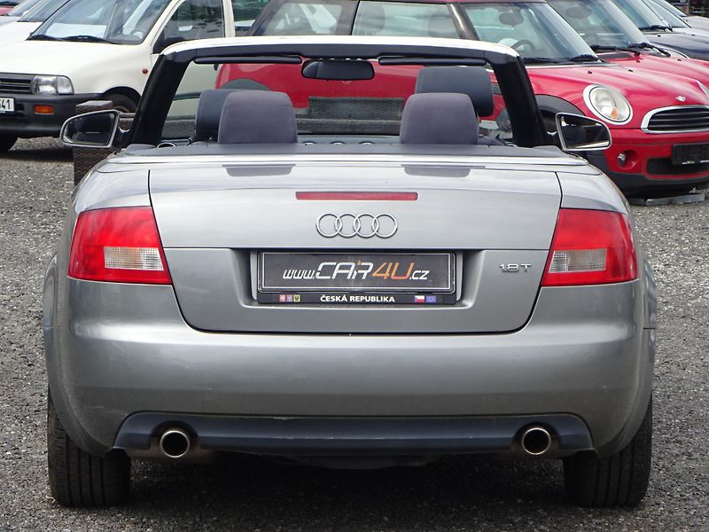 Audi A4 (2003) 1.8T 120kW KABRIO MANUÁL - fotka 10 z 17