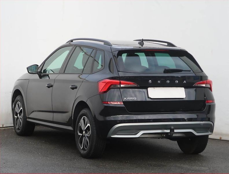 Škoda Kamiq (2022) Ambition Plus 1.0 TSI - fotka 4 z 20
