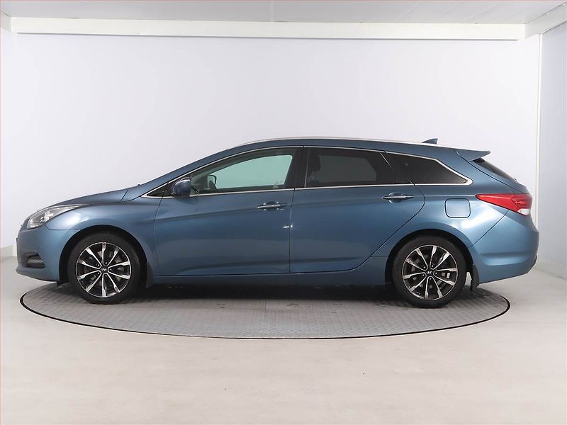 Hyundai i40 (2016) 1.7 CRDi, Serv.kniha - fotka 3 z 20