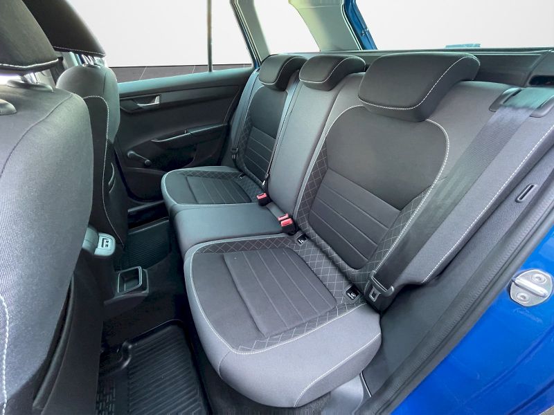 Škoda Fabia (2022) 1.0 TSI 70kW Tour Ambition Plu - fotka 21 z 29