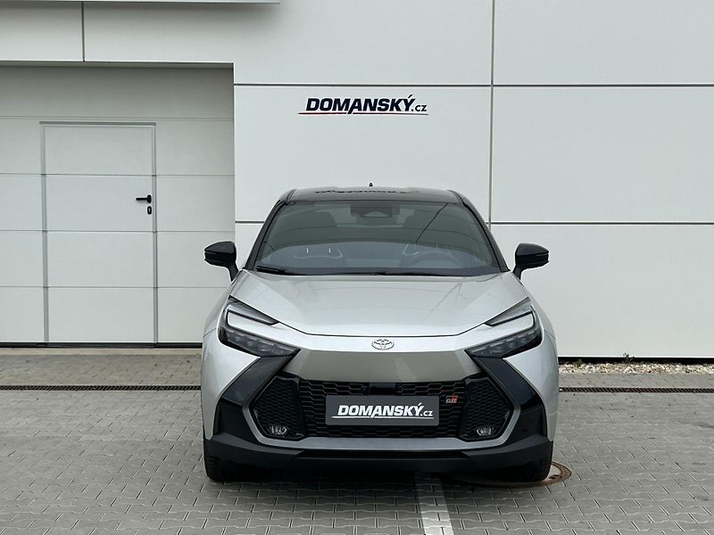 Toyota C-HR (2025) GR SPORT PREMIER 2.0 HEV 4x4  - fotka 10 z 14