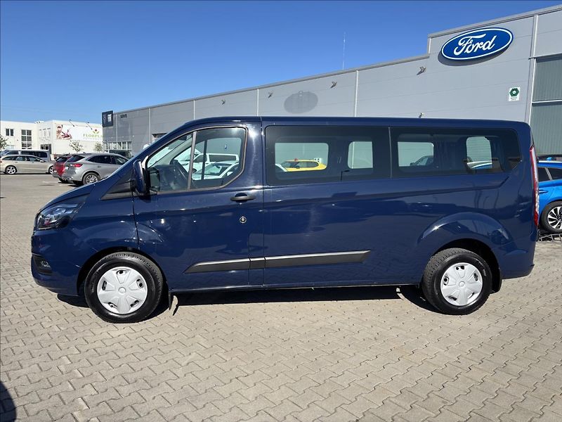 Ford Transit Custom 2,0 EcoBlue 96kW Mhev L2 9Míst - fotka 2 z 29