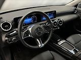 Mercedes-Benz CLA 180 d Shooting Brake Progressi - náhled 9