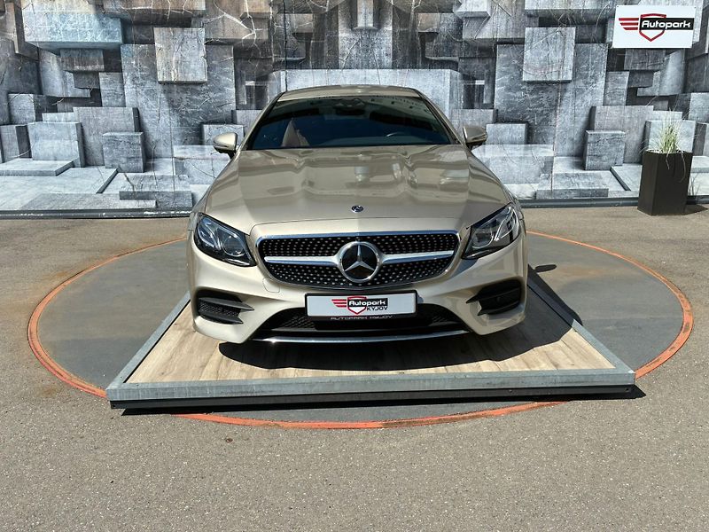 Mercedes-Benz Třídy E (2017) 220D, 143KW, VZDUCH, ACC,  - fotka 2 z 24