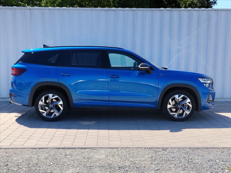 Škoda Kodiaq 2,0   Sportline 4x4 142kW DSG - fotka 28 z 35