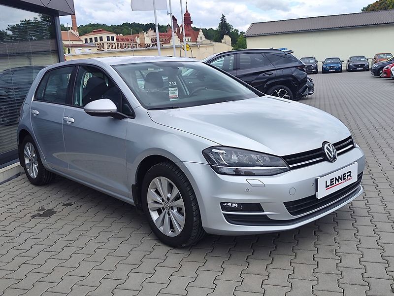 Volkswagen Golf 1.4 TSI/92kW Comfortline DSG - fotka 3 z 38