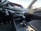 Hyundai Tucson 1,7 D 116k M6 - náhled 17