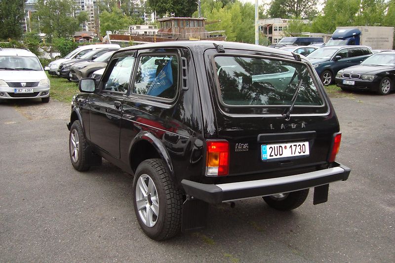 Lada Niva (2026) LEGEND, 1.7i,4x4,Nové,STK 8/28 - fotka 5 z 63
