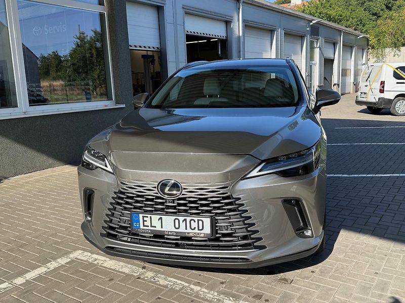 Lexus RX 450h plus Executive Plus  - fotka 2 z 10