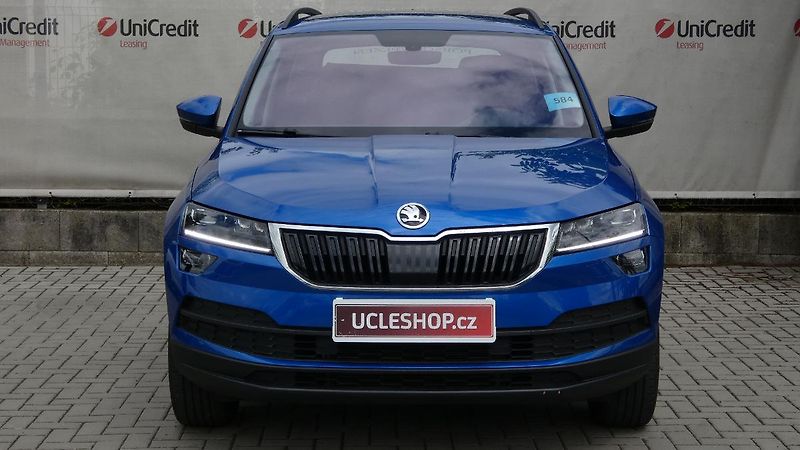 Škoda Karoq 1,5 TSI 110 kW Ambition - fotka 2 z 23