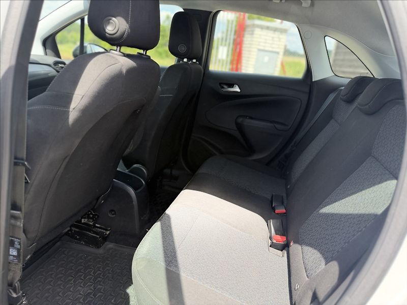 Opel Crossland 1,2 i 39tKm 1.MAJITEL ČR - fotka 19 z 27
