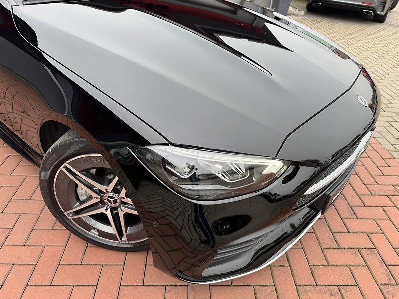 Mercedes-Benz Třídy C (2022) 220d AMG Ad.LED Navi Kamera - fotka 39 z 50