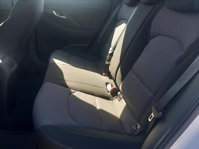 Hyundai i30 1,0 T-GDI COMFORT DCT - fotka 20 z 20