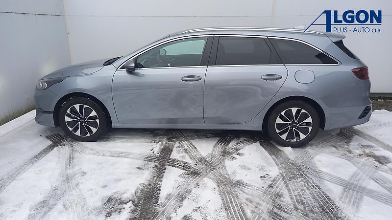 Kia Ceed SW (2025) 1,5 T-GDi GPF TOP - fotka 4 z 19