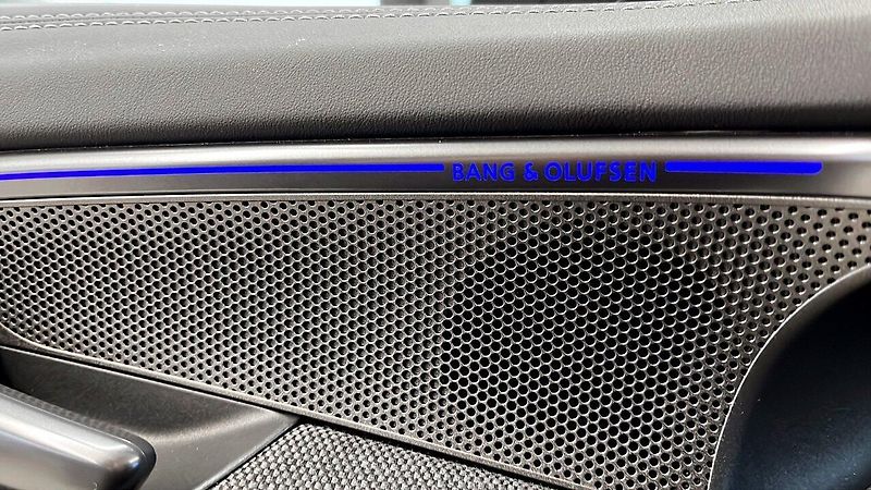 Audi A5 e-hybrid q S-Line Tech+ B&O - fotka 11 z 18