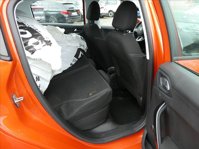Peugeot 208 1,2 PureTech 61kW Active,2xkol - fotka 20 z 37