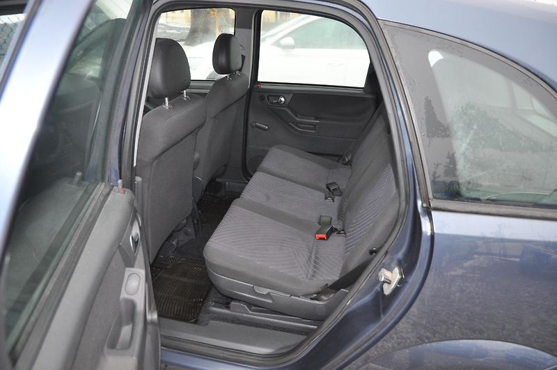 Opel Meriva 1.4i 16V 66kW - fotka 7 z 12