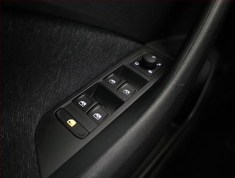 Škoda Scala (2025) Top Selection 1.0 TSI - fotka 18 z 21