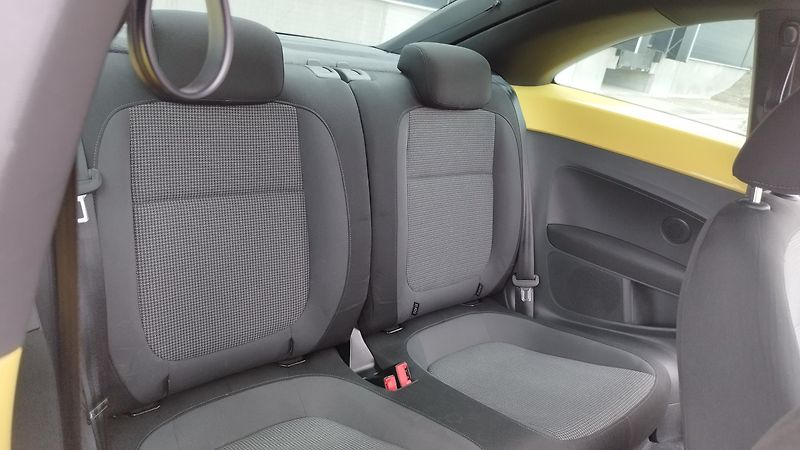 Volkswagen Beetle 1.6TDI, volat-608 081 843 - fotka 19 z 22