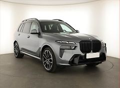 BMW X7 (2025) xDrive40d - fotografie inzerátu