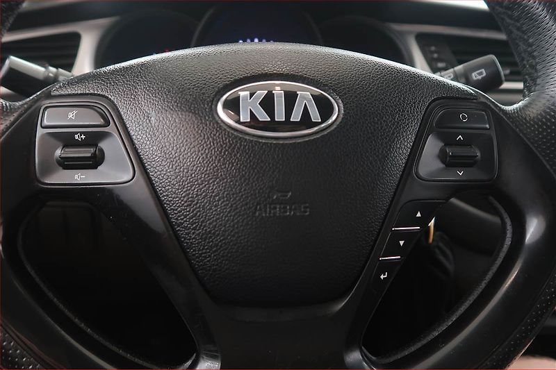 Kia Ceed (2016) 1.6 CRDi - fotka 14 z 15