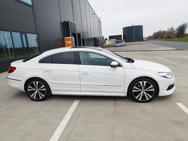 Volkswagen Passat CC 2.0TDI, volat-608 081 843 - fotka 2 z 21