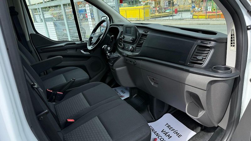 Ford Transit Custom (2018) 2.0TDCi 77kW *L1H1*9míst* - fotka 16 z 22